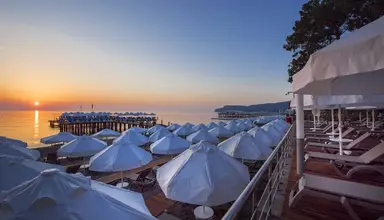 Akra Kemer