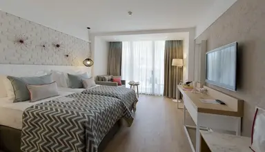 Akra Kemer