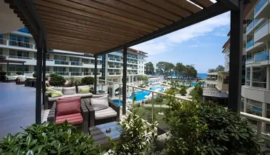 Akra Kemer