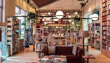 Akra
