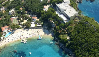 Akrotiri Beach