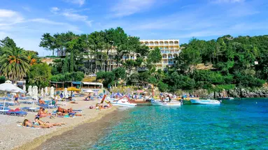 Akrotiri Beach