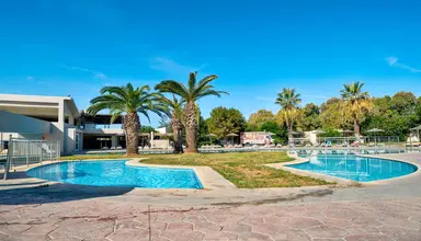 Akti Coast Club