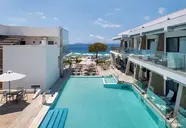 Akti Toroni Boutique