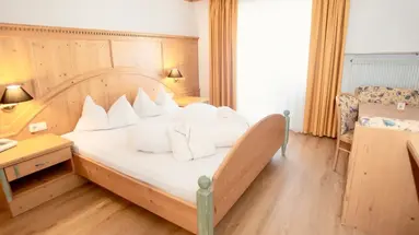 Aktiv & Familienhotel Adlernest