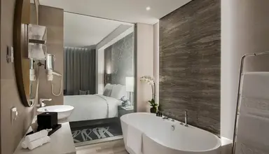 Al Bandar Rotana - Creek