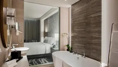 Al Bandar Rotana - Creek