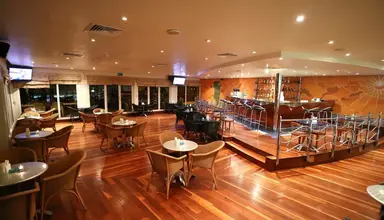 Al Bander Resort