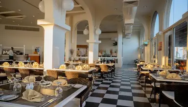 Al Bander Resort