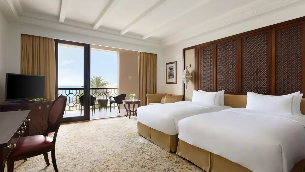 Al Husn Hotel Muscat