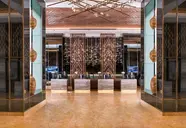 Al Jaddaf Rotana Suite