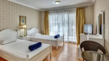 Al Khalidiah Resort