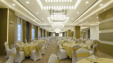 Al Murooj Grand Hotel Muscat