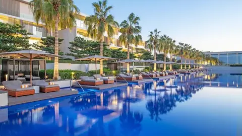 Hotel Al Zorah Beach Resort