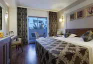 Alba Queen