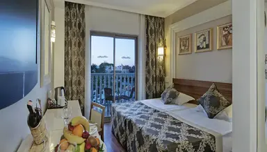 Alba Queen
