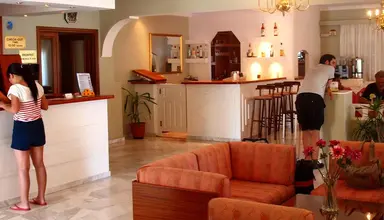 Albatros (Santorini)