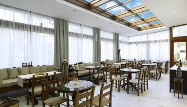 Albatros Spa Resort