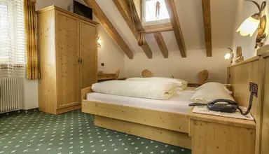 Albergo Ristoro Lezuo (Passo Pordoi)