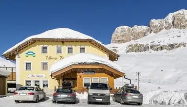 Albergo Ristoro Lezuo (Passo Pordoi)