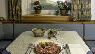 Albergo Ristoro Lezuo (Passo Pordoi)