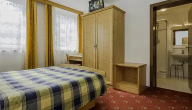 Albergo Ristoro Lezuo (Passo Pordoi)