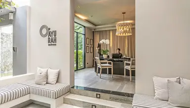 Aleenta Resort