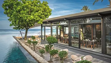 Aleenta Resort
