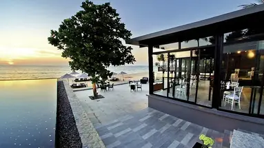 Aleenta Resort