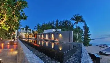 Aleenta Resort