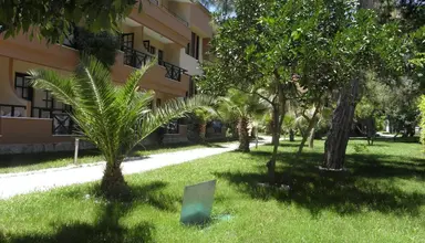 Aleria Belport Beach
