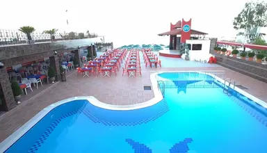 Aleria Belport Beach