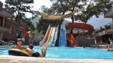 Aleria Belport Beach