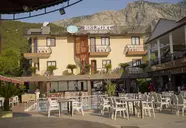 Aleria Belport Beach
