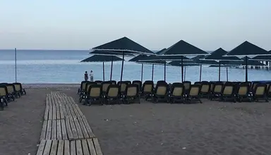 Aleria Belport Beach