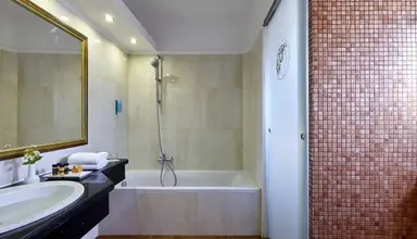 Alexander Beach & Village Resort