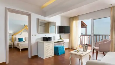 Alexander Beach & Village Resort