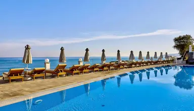 Alexander Beach & Village Resort