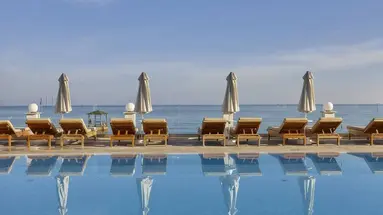Alexander Beach & Village Resort