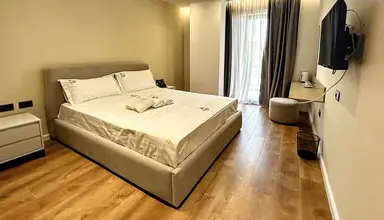 Alexander Resort