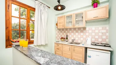 Alexandra Apartments (Heraklion)