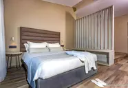 Alexandra Beach Resort