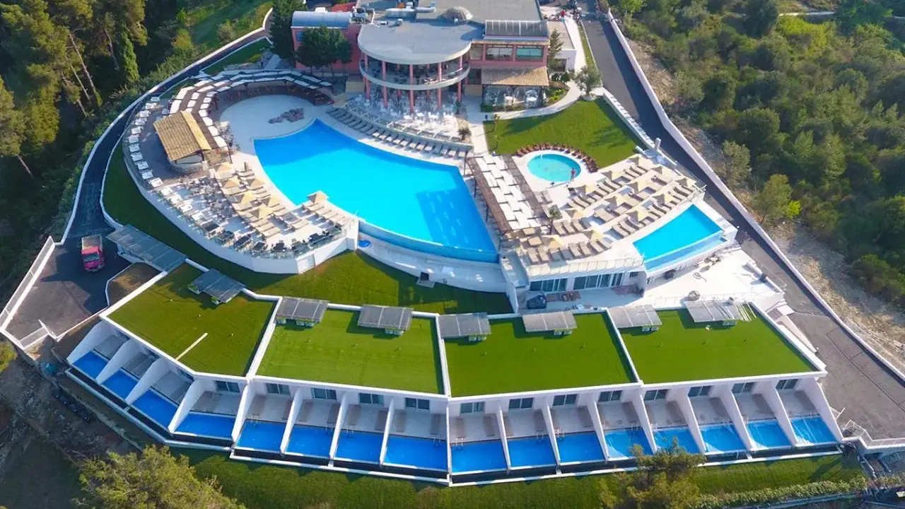 Alia Palace