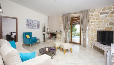 Alia Palace