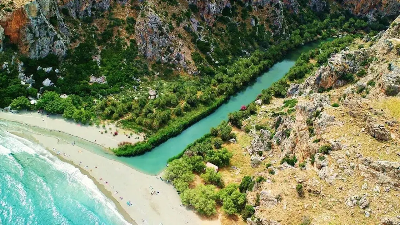 Alianthos Estate Resort