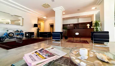 Alisei Palace