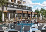 Almaris Resort