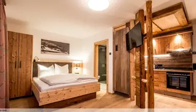 Almhittn Suites