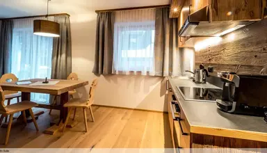 Almhittn Suites