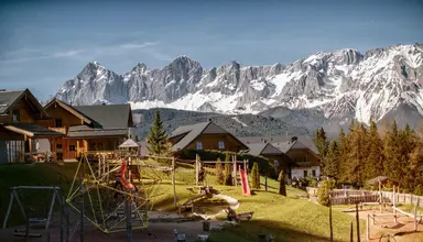 Almhotel Edelweiss im Almdorf Reiteralm